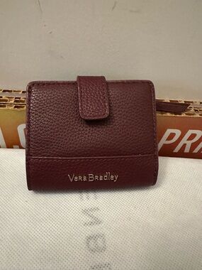NWT Vera Bradley RDFI Small Finley Wallet Raisin